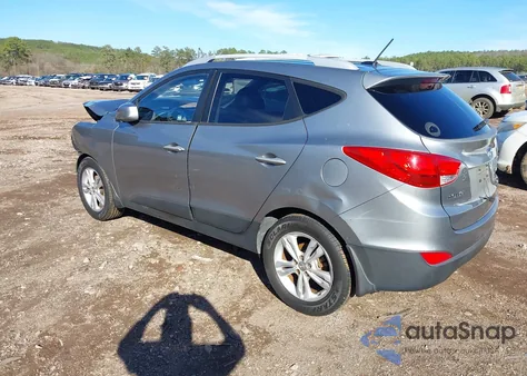 2011 Hyundai Tucson Gls z USA, uszkodzony, nr VIN KM8JU3ACXBU120155